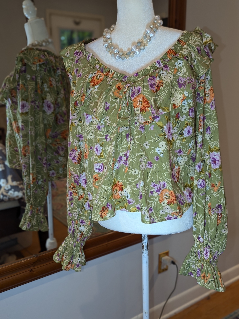 Anthropologie Olive Floral Ruffled Peasant Top
